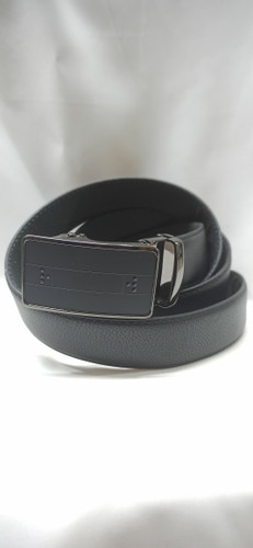 کمربند روی چرم سگگ ریلی مشکی شیک و باکیفیت